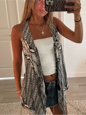 Black & White Patterned Open Front Vest